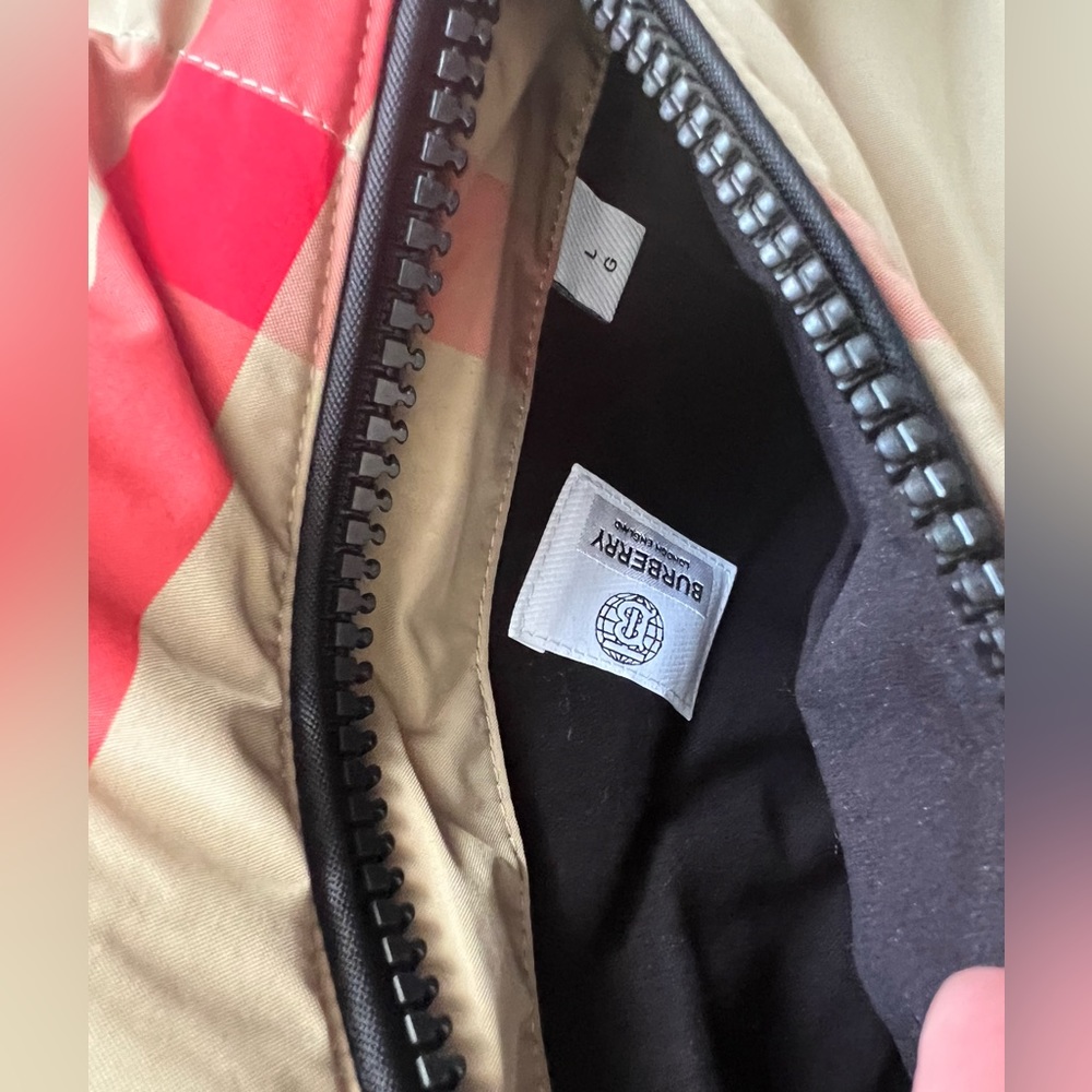 Burberry Man’s Reversible Down Jacket - Picture 13 of 16